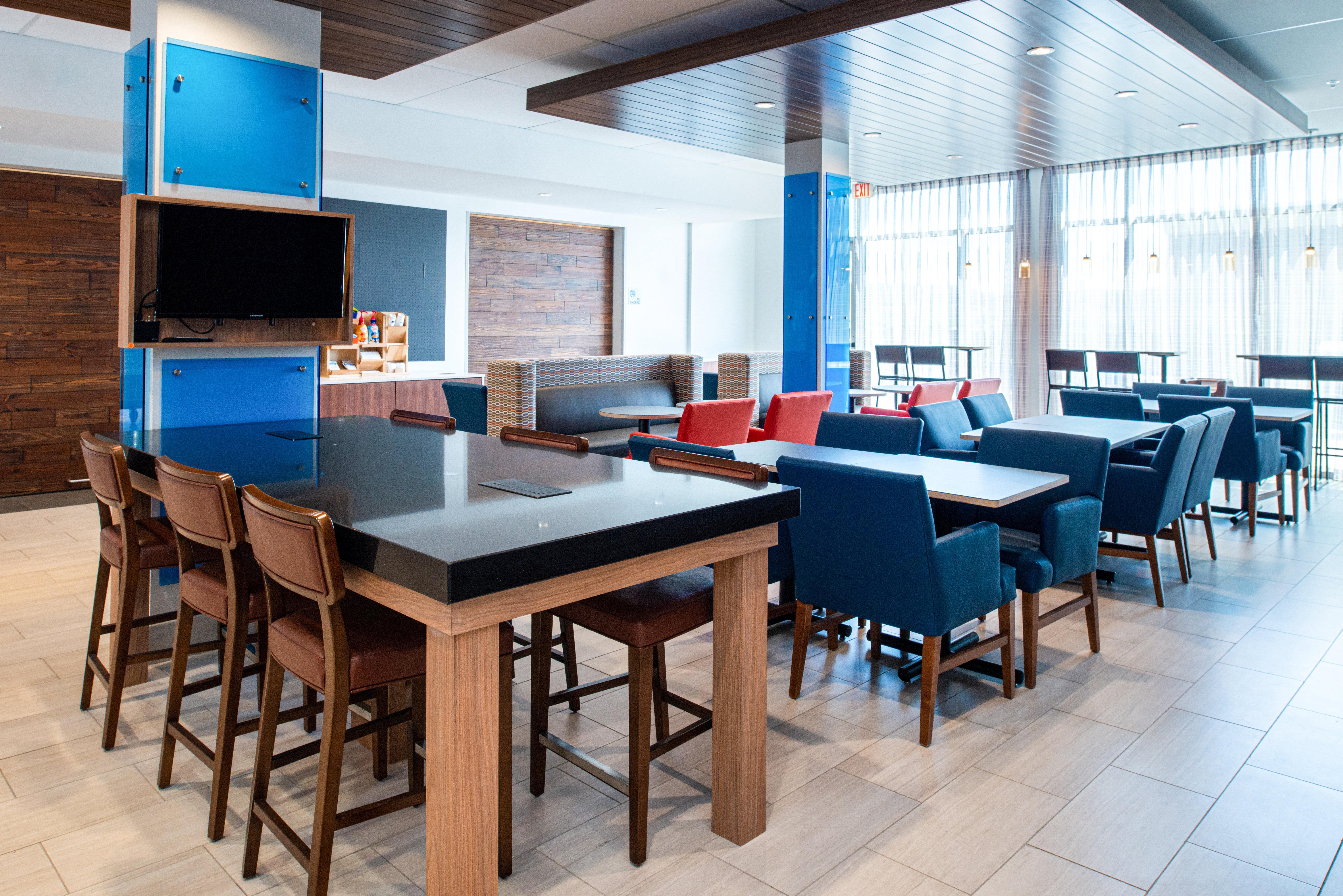 Holiday Inn Express & Suites - Elko By Ihg Экстерьер фото
